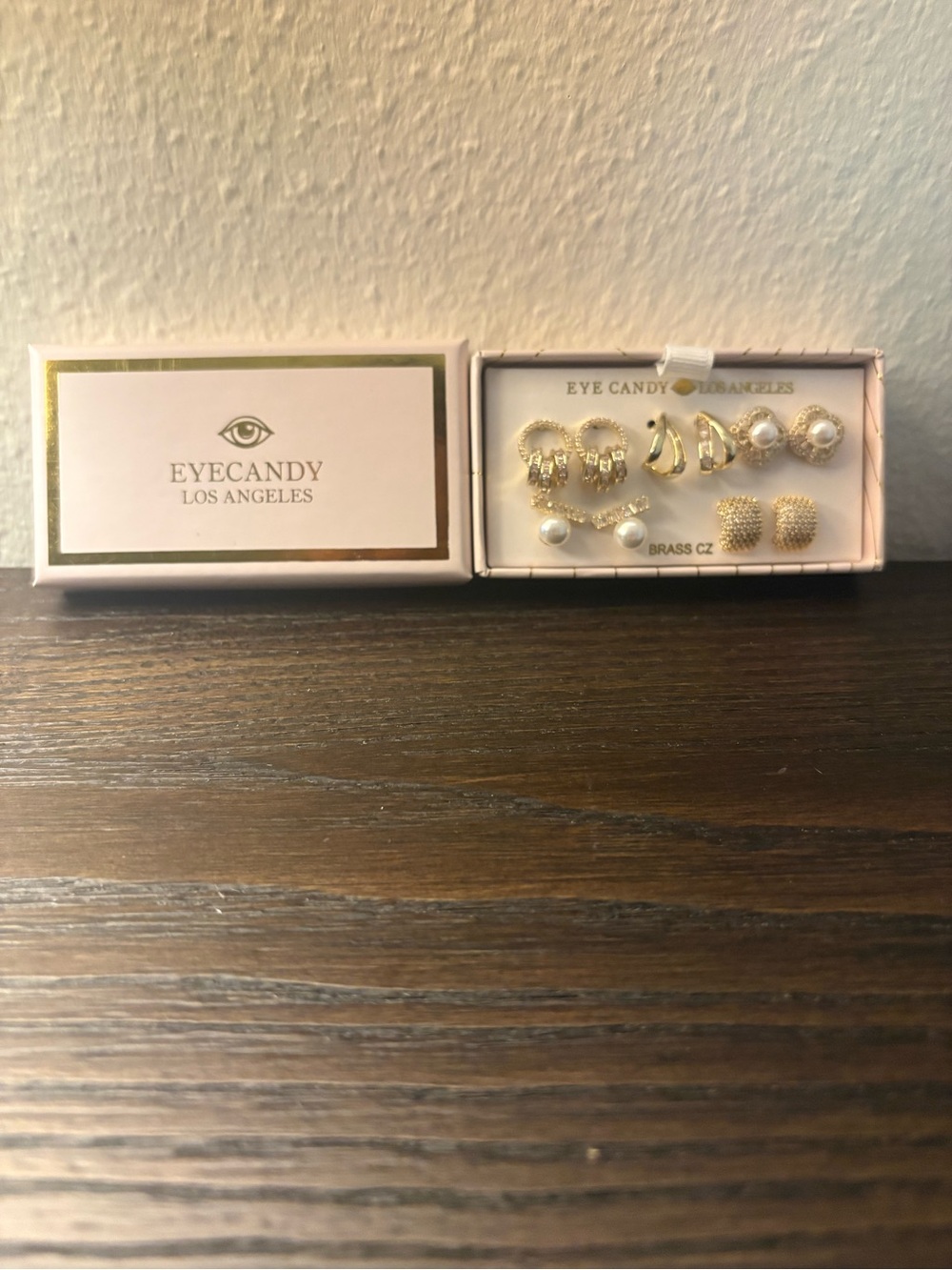 NEW Eye Candy Gold Earrings Set